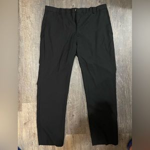 Men’s Haggar dress pants.